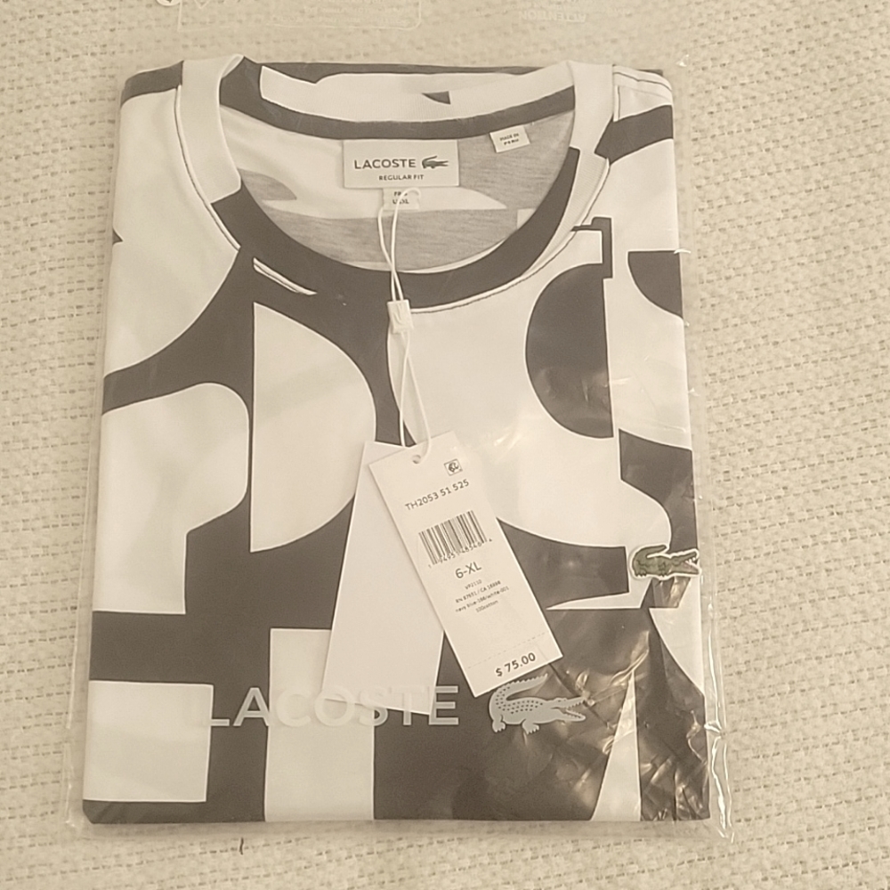 Lacoste NWT XL t-shirt